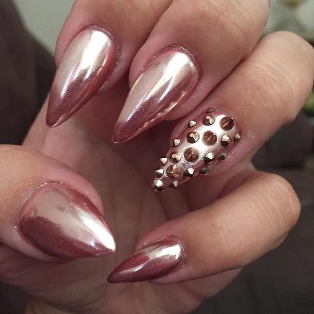 Stunning Homecoming Dance Nail Ideas