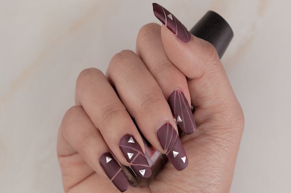 You Should Try This Classy Autumn Nail Art Tutorial