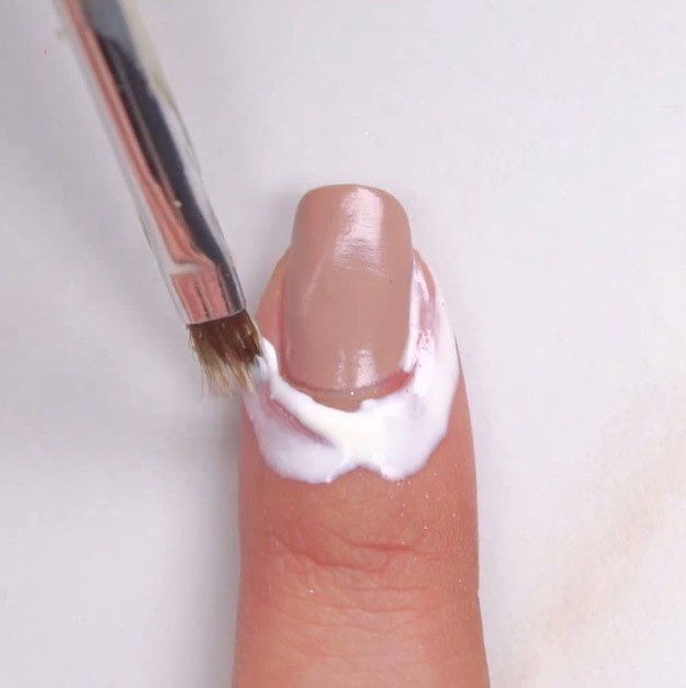 Prevent Spills - Egyptian Nail Art Tutorial Perfect For The Goddess In You