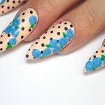 polka-dots-acrylic-nails49