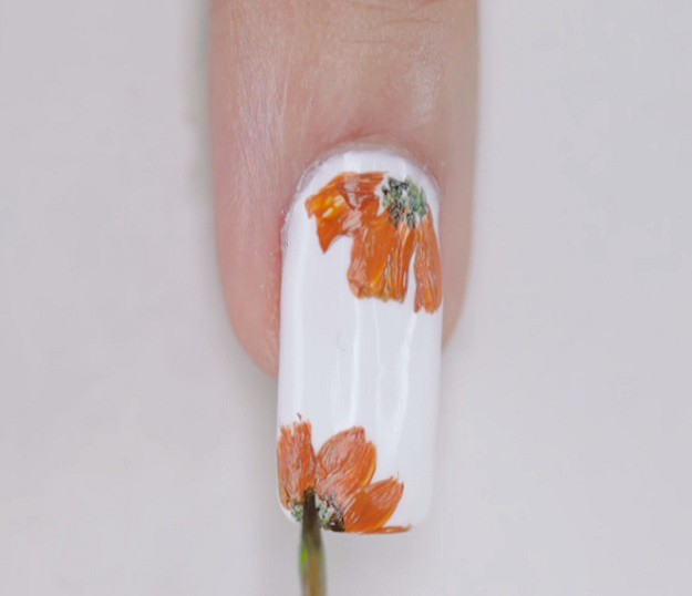 Step 3: Create the center | Autumn Nails Tutorial | You Have To Check Out This Gorgeous Nail Design 