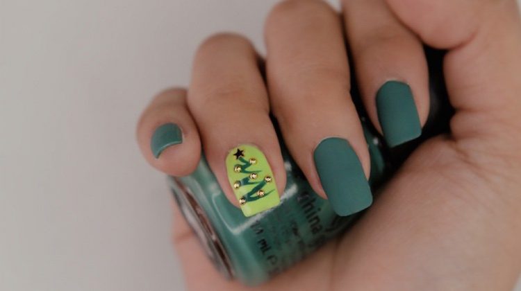 Holiday Nail Art Designs Too Pretty To Pass Up