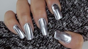 Party-Ready Metallic Nails For Winter Gatherings