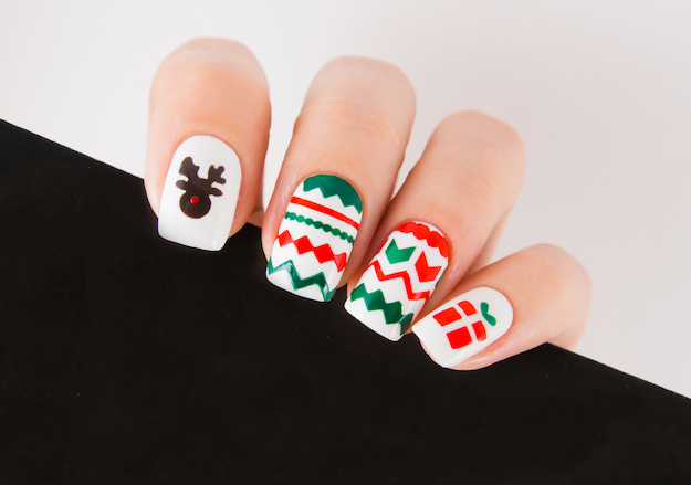 Check out 17 Holiday Nail Art Designs Too Pretty To Pass Up at https://naildesigns.com/holiday-nail-art-designs/