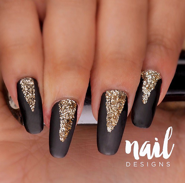 Finished Product | Easy Sophisticated Black and Gold Nails Tutorial | Nail Designs