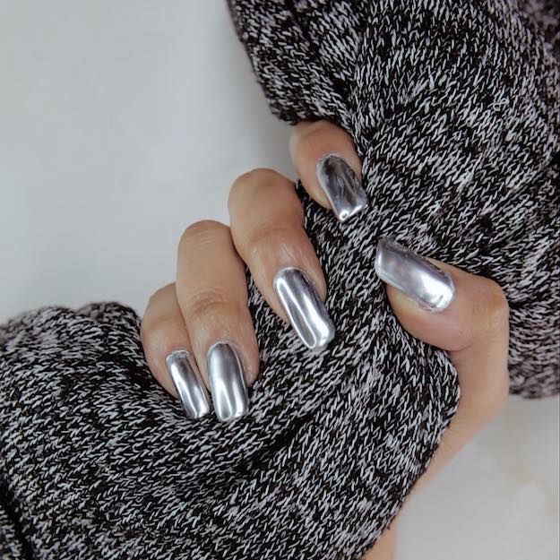 Metallic Party Nails | Glam Prom Nails You Should Check