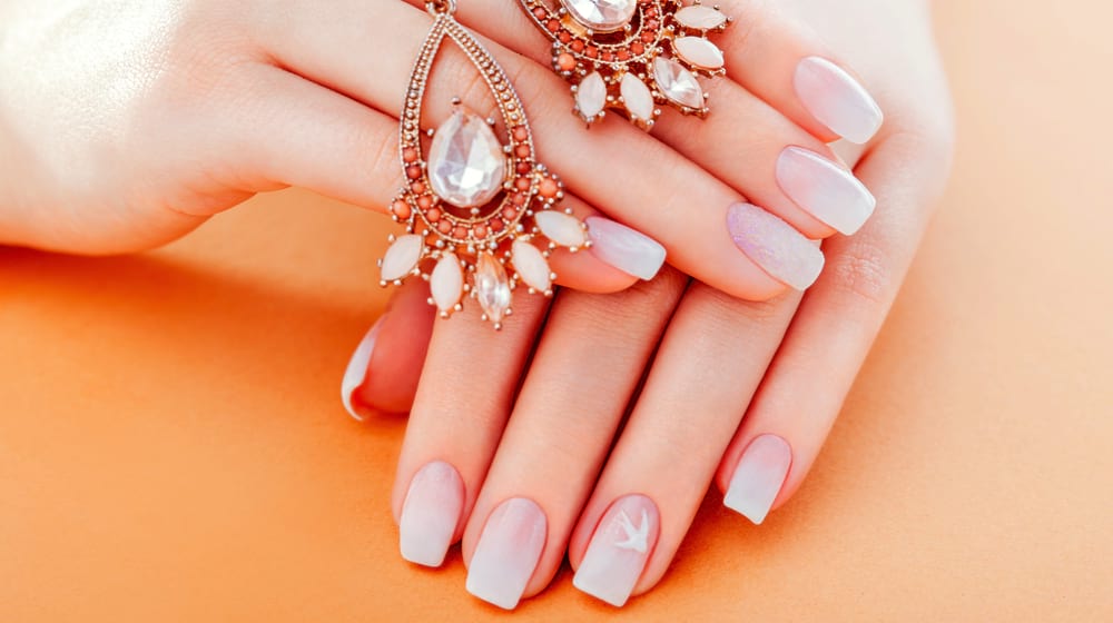 ombre nail with orange branckground | How To Do French Ombre Nails | FEatured