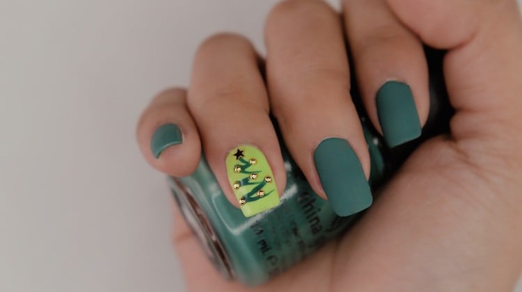 Glamorous Christmas Nail Art Tutorial Perfect For The Season