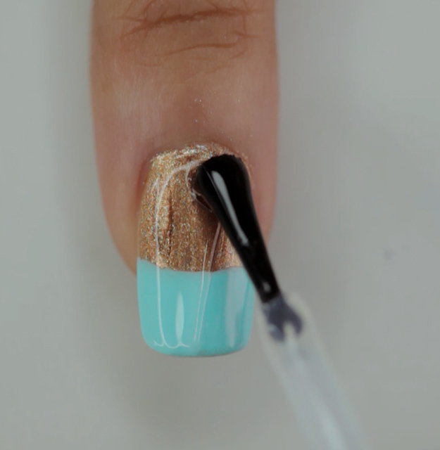 Seal And Protect | Gold Nails With Mint Accent Perfect For Your Thanksgiving Party Seal And Protect | Gold Nails With Mint Accent Perfect For Your Thanksgiving Party