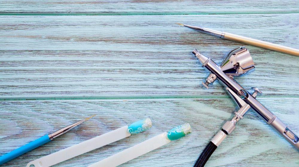 airbrush brushes examples nail design | How To Airbrush Nails In These 3 Easy Steps | Featured