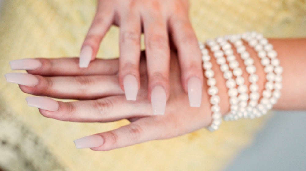 Ombre Mani | Cute Coffin Nails | Stylish Nude Coffin Nails You Can Copy | coffin shaped nude nails | Featured