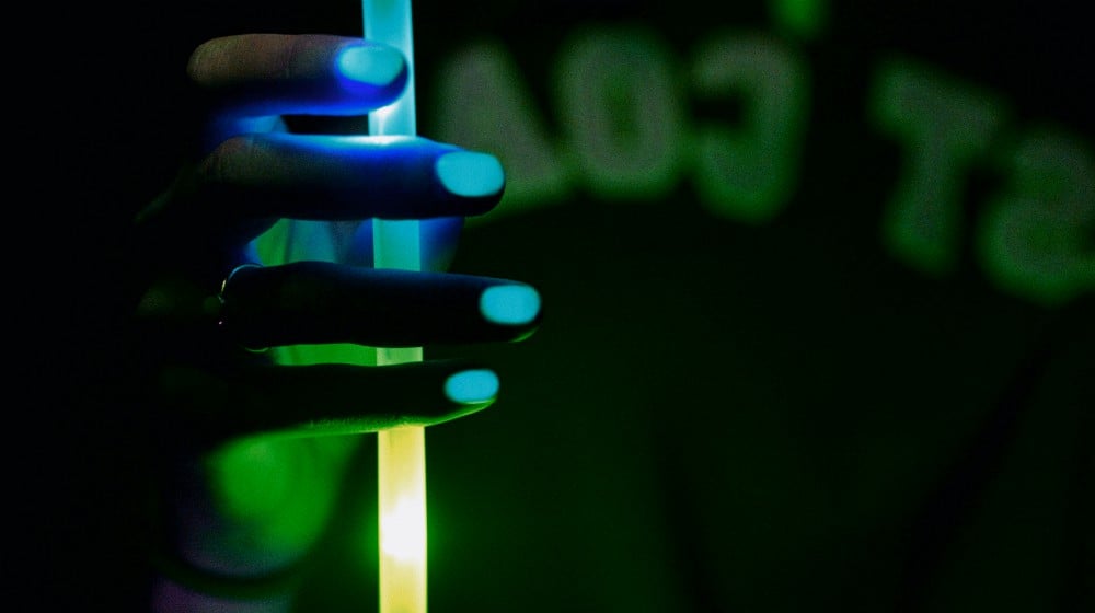 Party Manicure | Glowing Nail Polish | Fun and Easy DIY Glow In The Dark Nails You Should Try RN | Nail Designs |