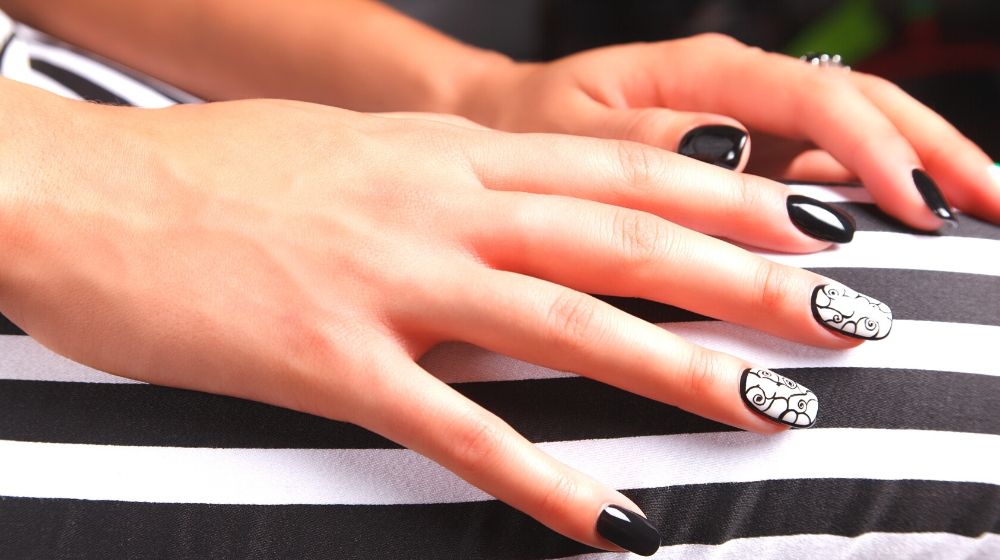 portrait beautiful nail art manicured painted | Cool Gel Nail Design Ideas To Copy